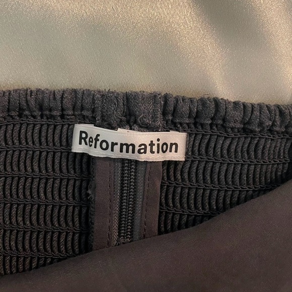 Reformation Melanie Top in Dark Grey *NEW* - Picture 6 of 7